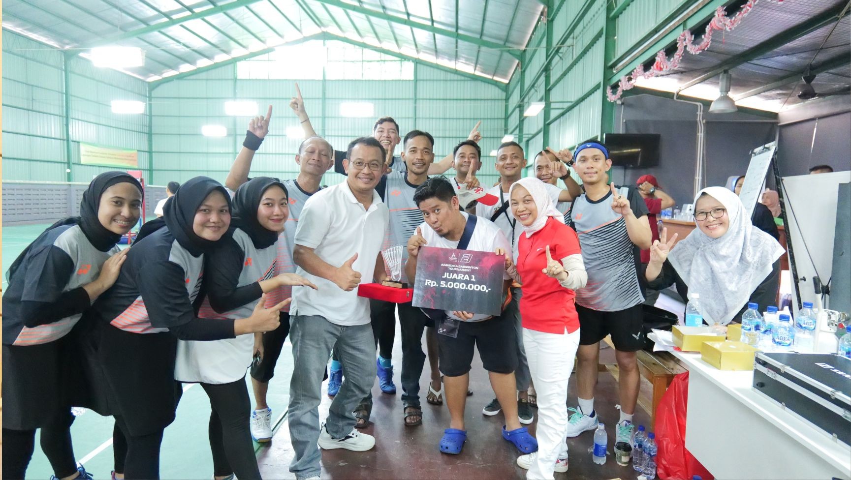 AdMedika Holds Badminton Tournament to Close 21st Anniversary Sports Exhibition Series