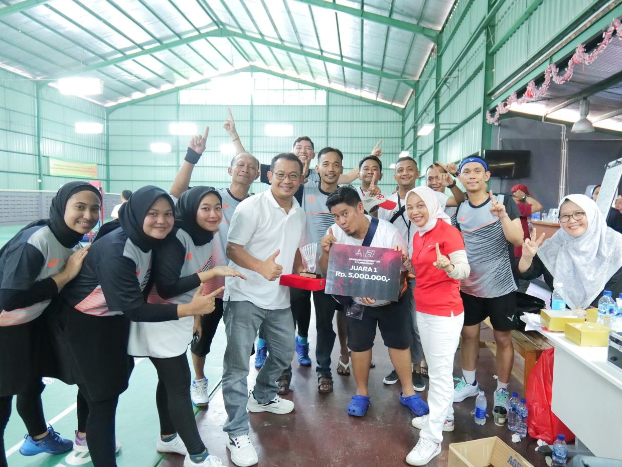 AdMedika Holds Badminton Tournament to Close 21st Anniversary Sports Exhibition Series