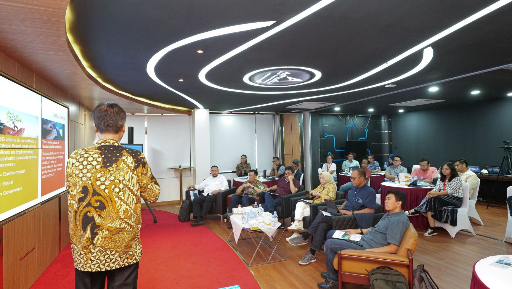 AdMedika Gelar Environmental, Social, Governance Awarness Training Course